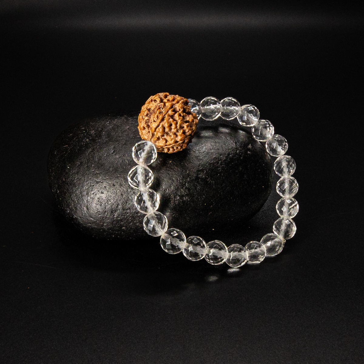 7 Mukhi Rudraksha in Sphatik bracelet