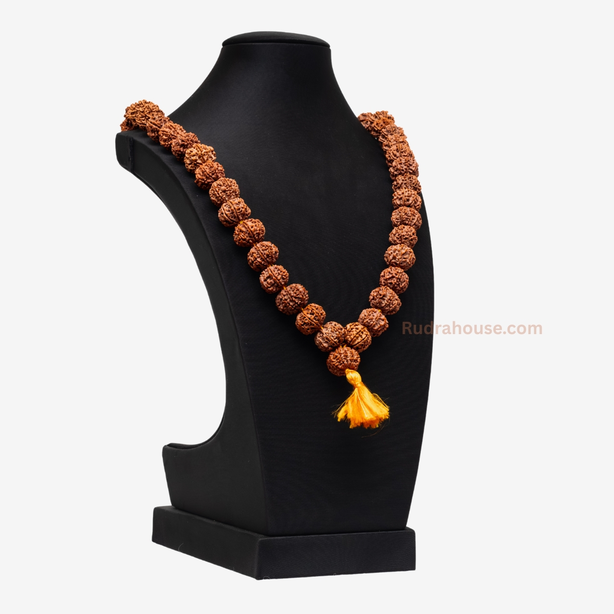 9 Mukhi Rudraksha Kantha